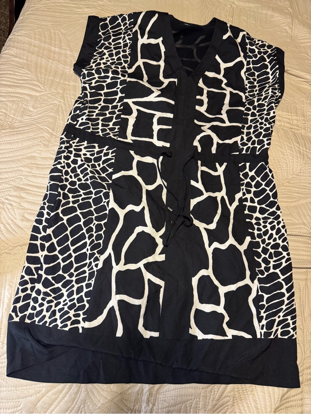 Dkny Black & White Abstract Animal-Print Mini Dress